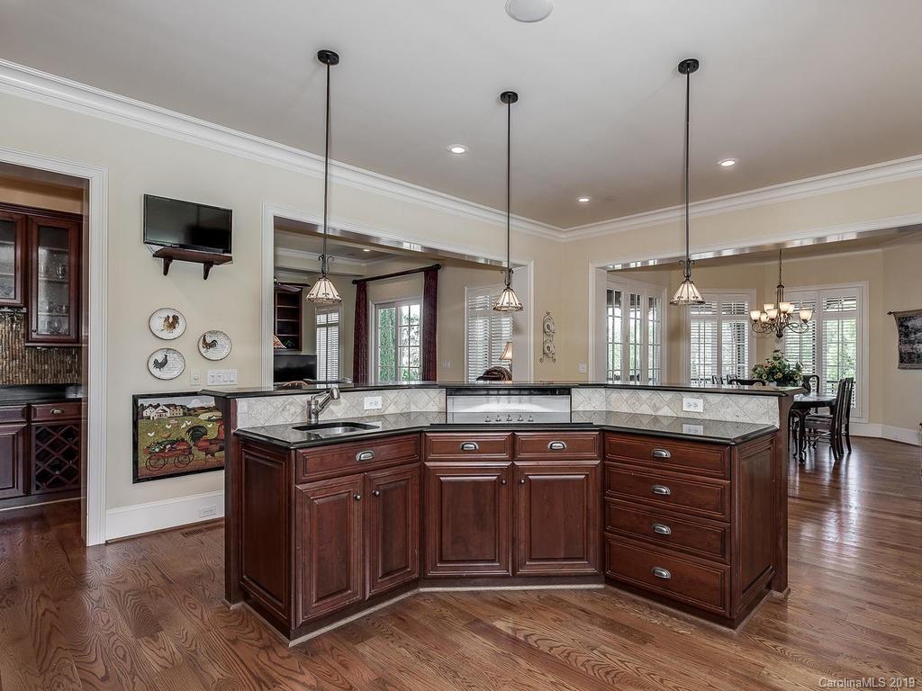 15324 June Washam Road Davidson, NC 28036 - Photo 9 of 48 Gallery Image 9