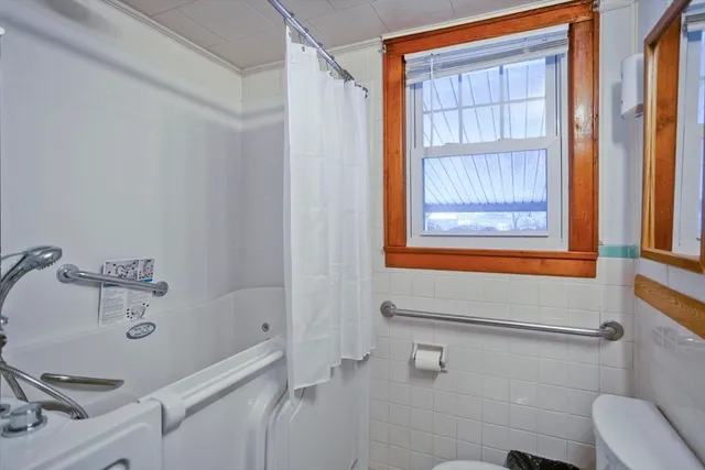 $259,900 | 40 Lauzier Terrace, Chicopee, MA 01020