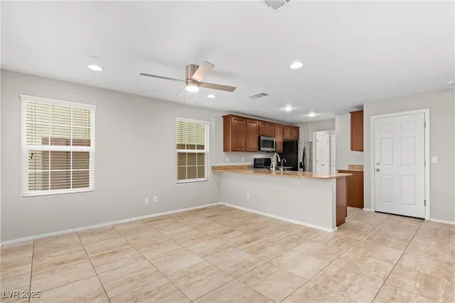 $1,850 | 675 Swift Eagle Avenue, Henderson, NV 89015