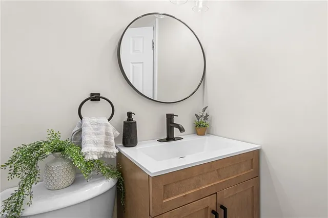 $145,999 | 621 North Street, Eden, NC 27288