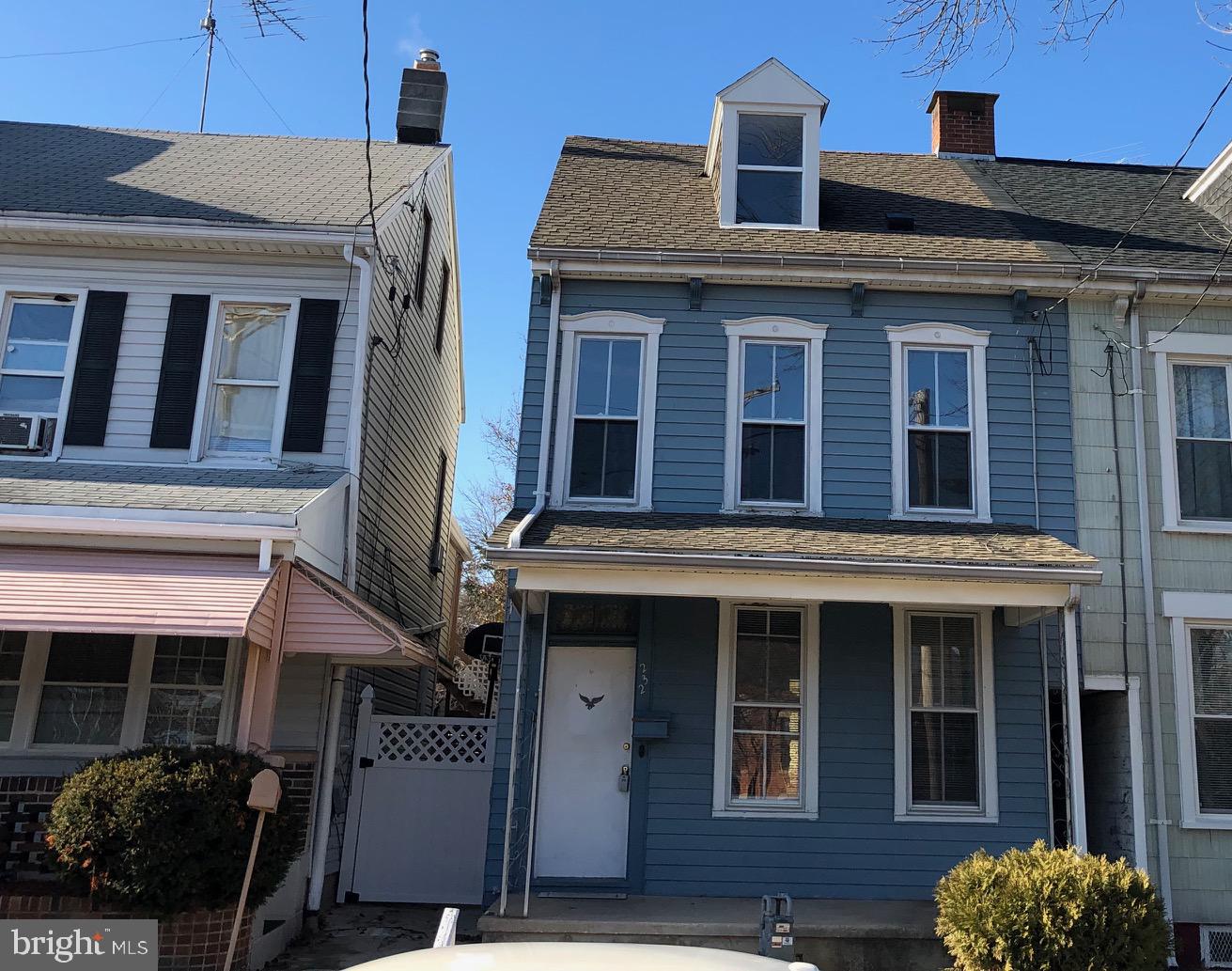 232 Cottage Hill Road York, PA 17401 - Photo 1 of 19 Gallery Image 1