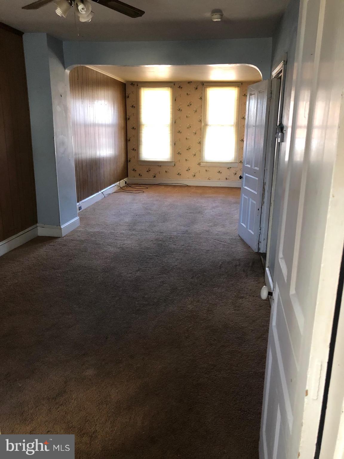 232 Cottage Hill Road York, PA 17401 - Photo 3 of 19 Gallery Image 3