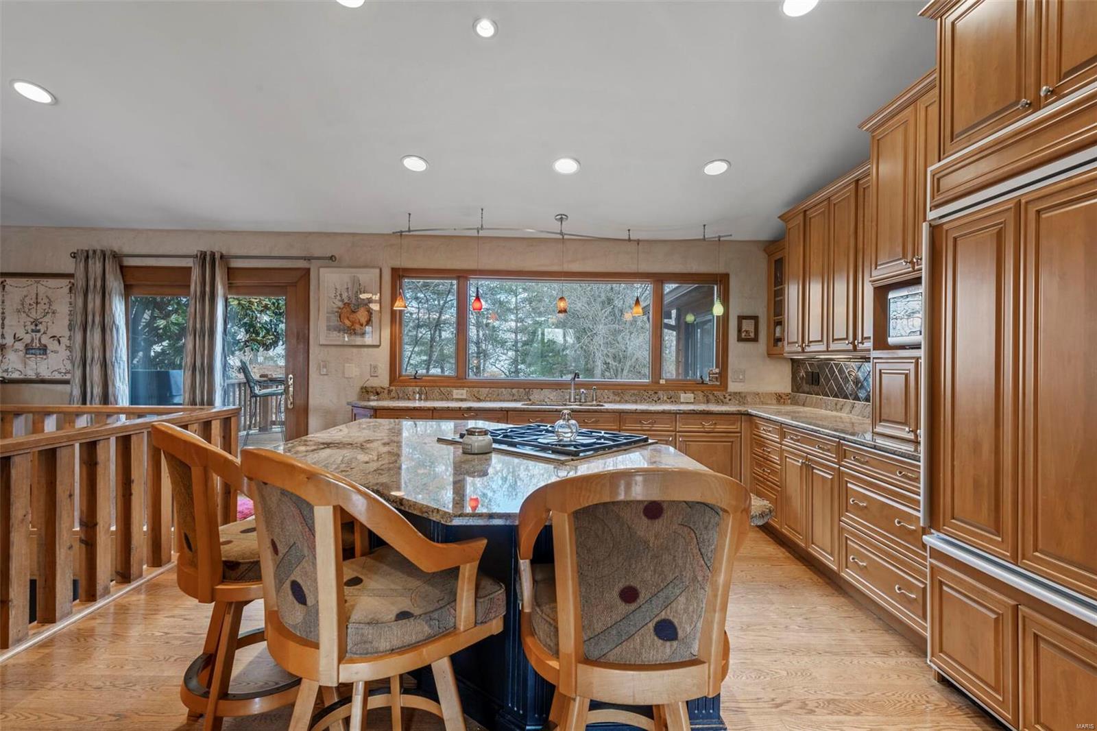 636 Kiefer Creek Road Ballwin, MO 63021 - Photo 11 of 25