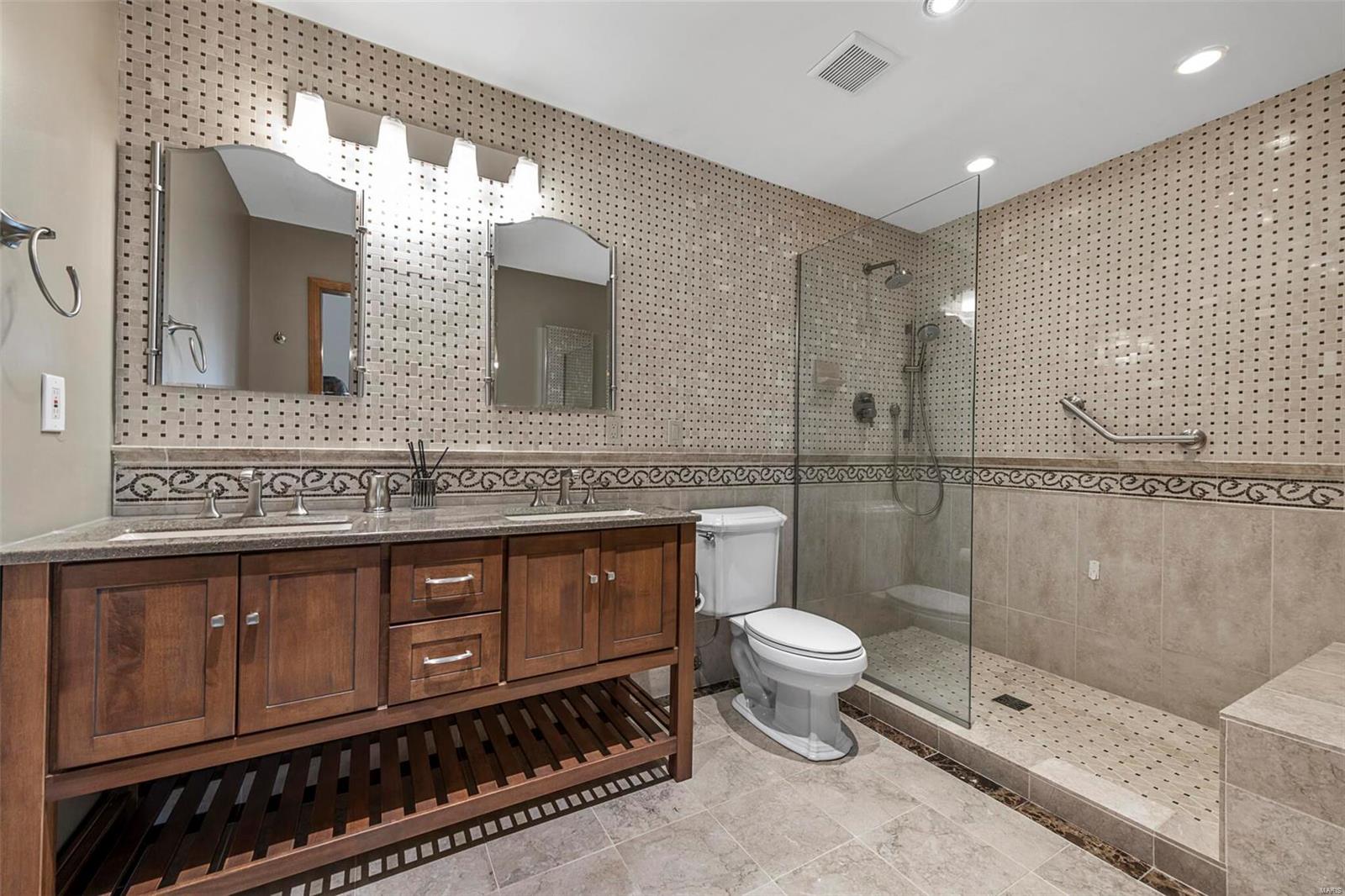 636 Kiefer Creek Road Ballwin, MO 63021 - Photo 14 of 25