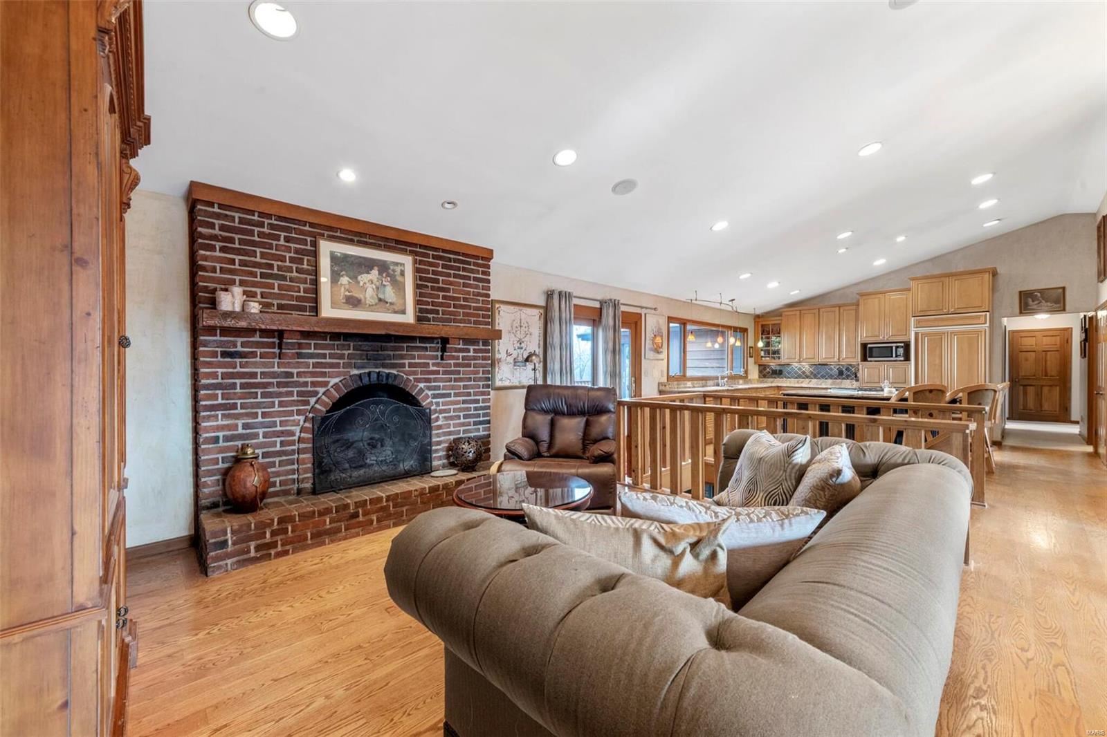 636 Kiefer Creek Road Ballwin, MO 63021 - Photo 6 of 25