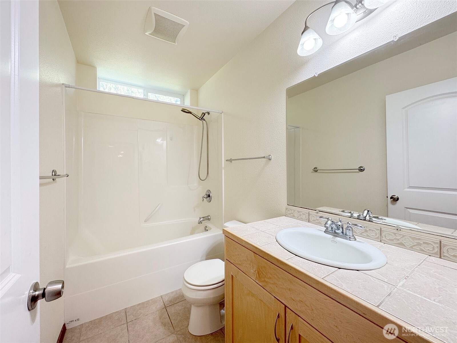 60 Alderwood Drive Sequim, WA 98382 - Photo 33 of 40 a bathroom with a sink a toilet and shower