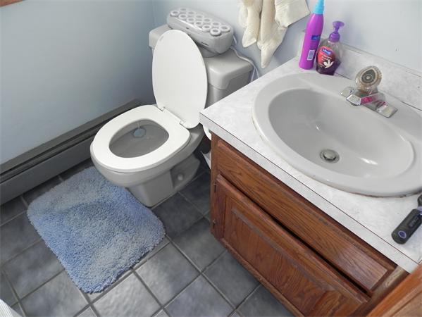 36 Harvest Road, Unit 1 Uxbridge, MA 01569 - Photo 8 of 20 Gallery Image 8