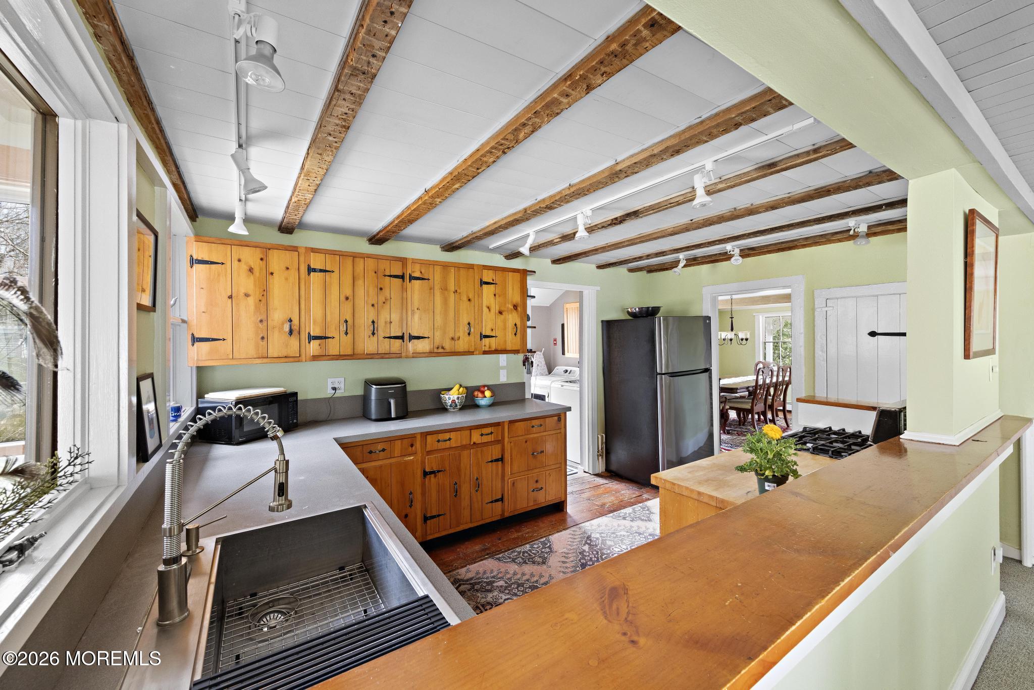 52-56 Littleworth Road Manahawkin, NJ 08050 - Photo 15 of 67 52 Littleworth (22)