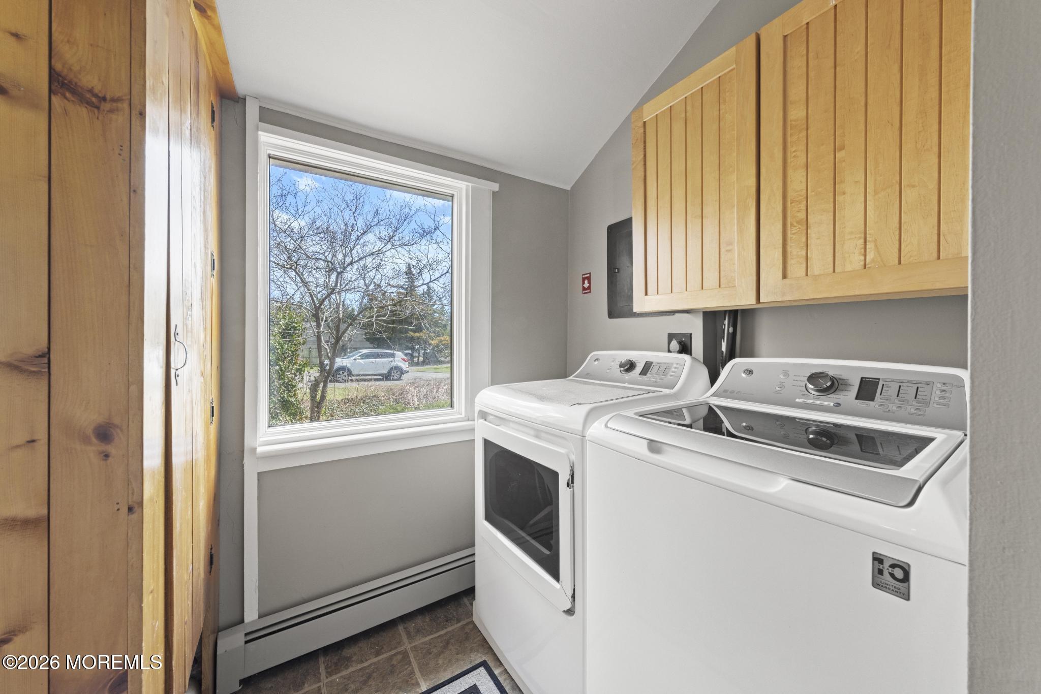 52-56 Littleworth Road Manahawkin, NJ 08050 - Photo 31 of 67 52 Littleworth (39)