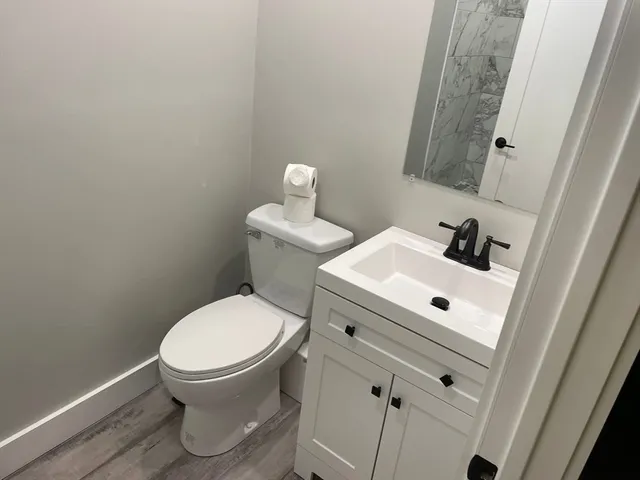 $2,200 | 194 North End Boulevard, Salisbury, MA 01952