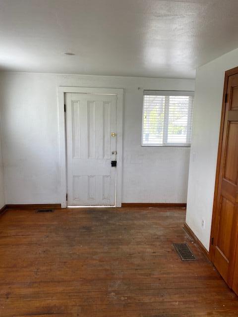2521 Mc Comb Road Grove City, OH 43123 - Photo 15 of 24 Back Door/dining area
