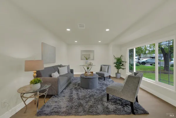 $529,000 | 413 Violet Court, Fairfield, CA 94533