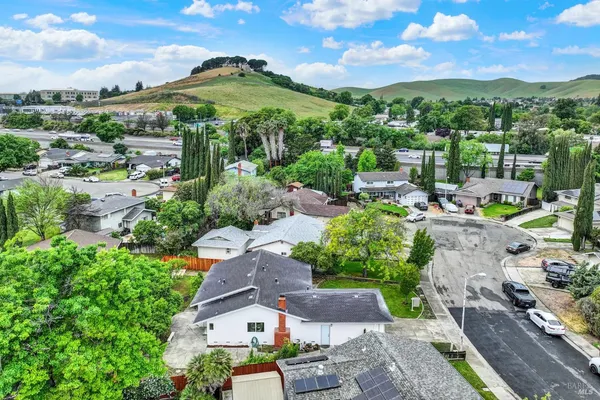 $529,000 | 413 Violet Court, Fairfield, CA 94533