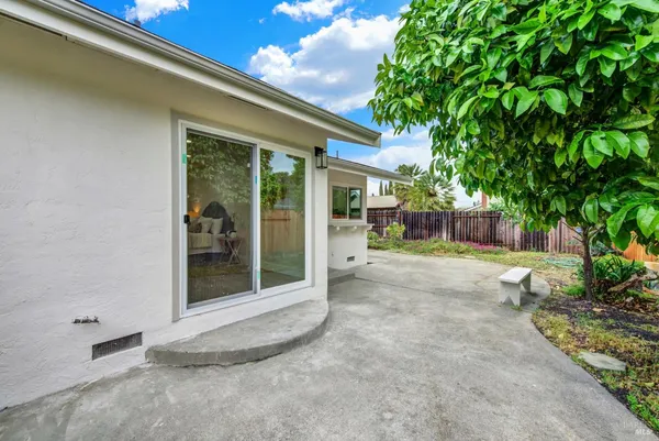 $529,000 | 413 Violet Court, Fairfield, CA 94533