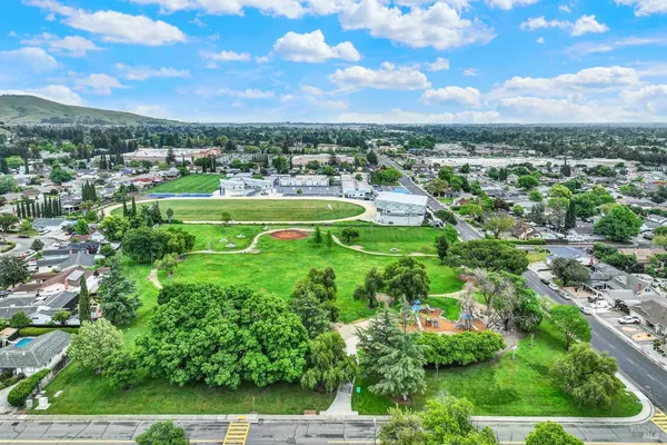 $529,000 | 413 Violet Court, Fairfield, CA 94533