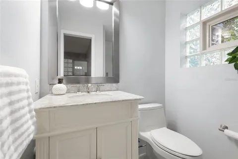 $799,900 | 4950 Bayshore Boulevard, Unit 23, Tampa, FL 33611