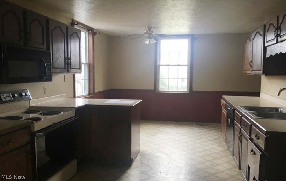 6621 Shaffer Road Northwest Warren, OH 44481 - Photo 4 of 12 Gallery Image 4