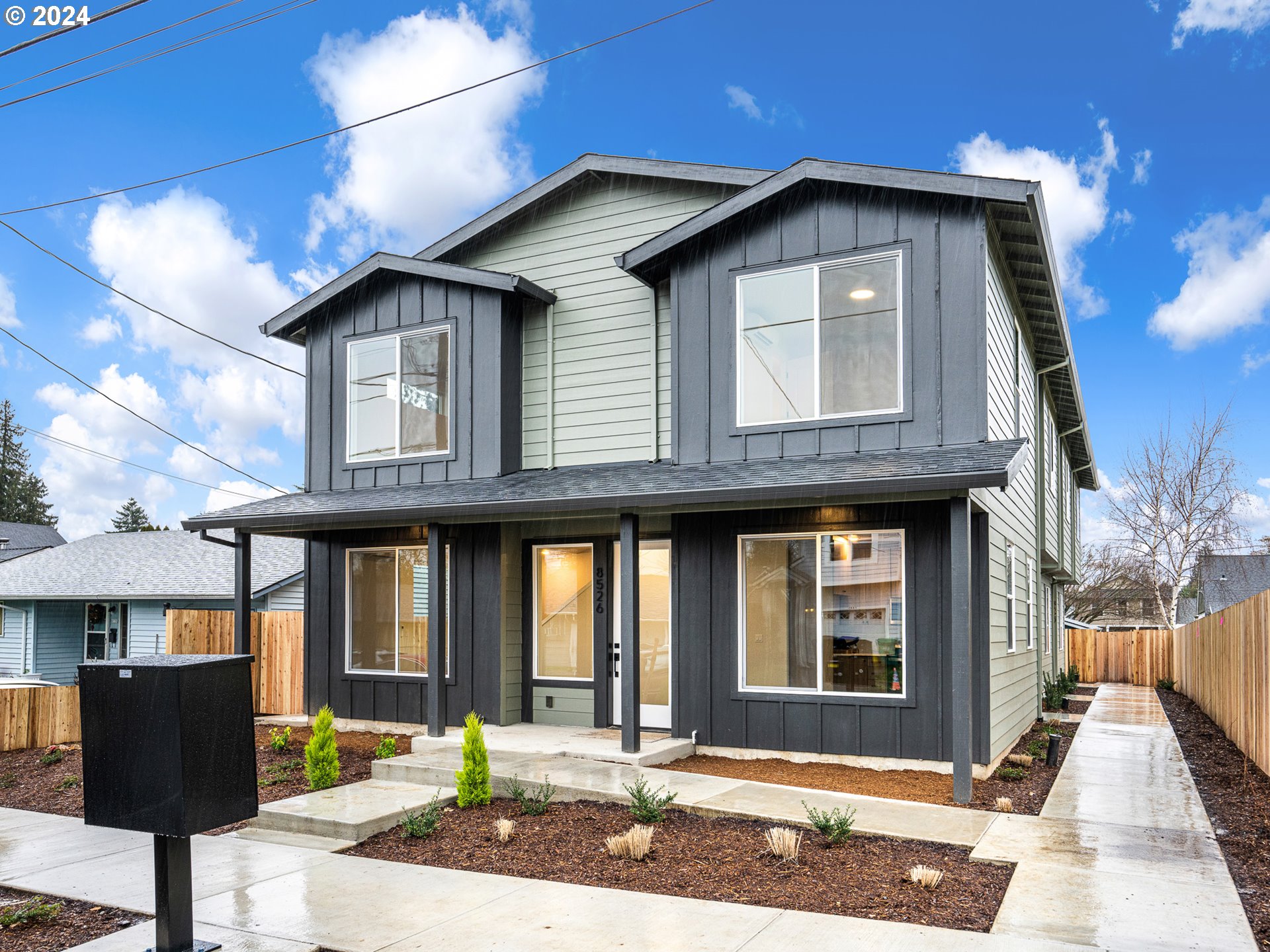 8524 North Endicott Avenue, Unit 2 Portland, OR 97217 - Photo 1 of 12 a front view of a house