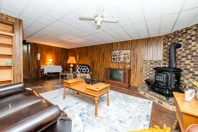 $230,000 | 2510 Essex Court, St. Joseph, MI 49085