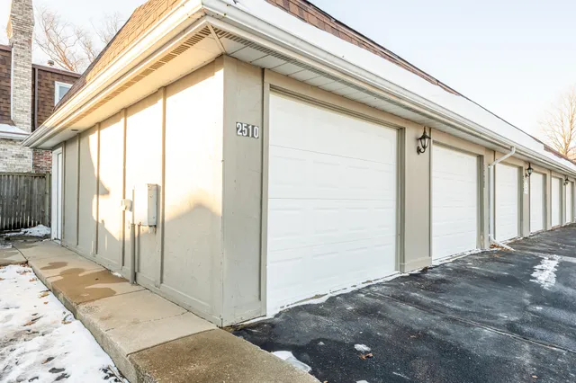 $230,000 | 2510 Essex Court, St. Joseph, MI 49085