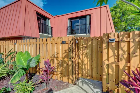 $369,000 | 3201 Meridian Way South, Unit A, Palm Beach Gardens, FL 33410