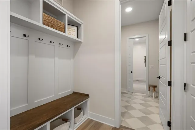 $634,500 | 25041 West 142nd Street, Olathe, KS 66061