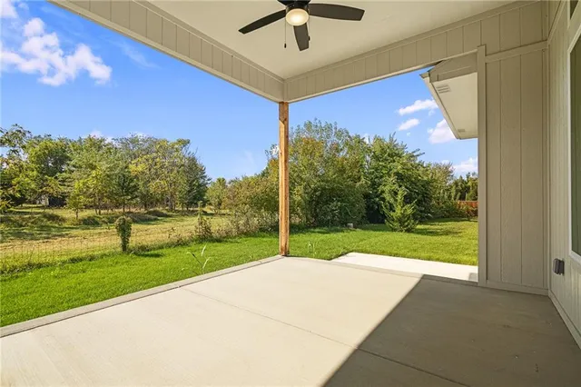 $634,500 | 25041 West 142nd Street, Olathe, KS 66061