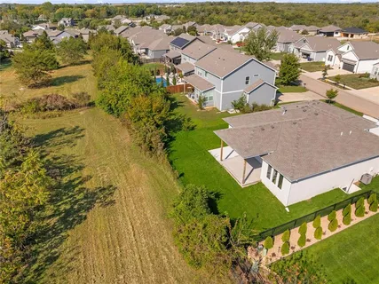 $634,500 | 25041 West 142nd Street, Olathe, KS 66061