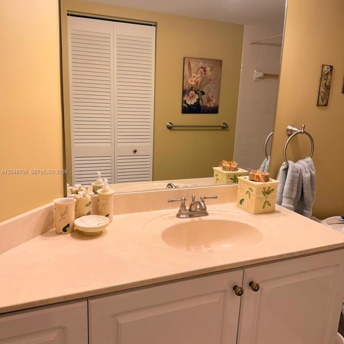 17801 North Bay Road, Unit 206 Sunny Isles Beach, FL 33160 - Photo 11 of 17