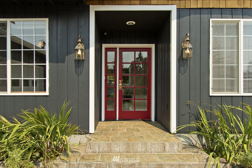 13912 Southeast 200th Street Renton, WA 98058 - Photo 2 of 24 Gallery Image 2