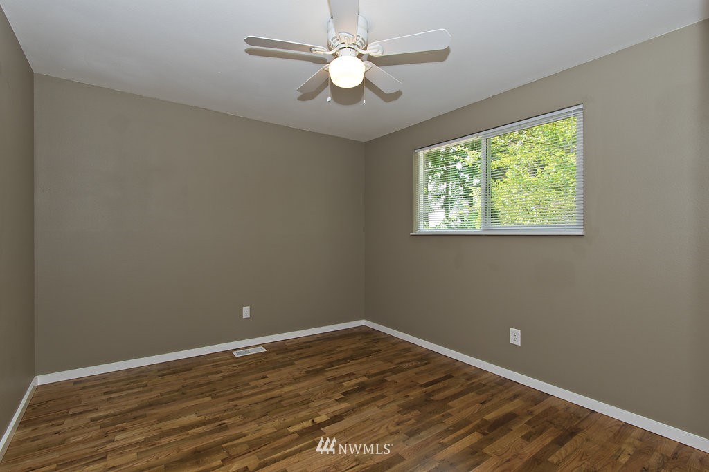 13912 Southeast 200th Street Renton, WA 98058 - Photo 17 of 24 Gallery Image 17