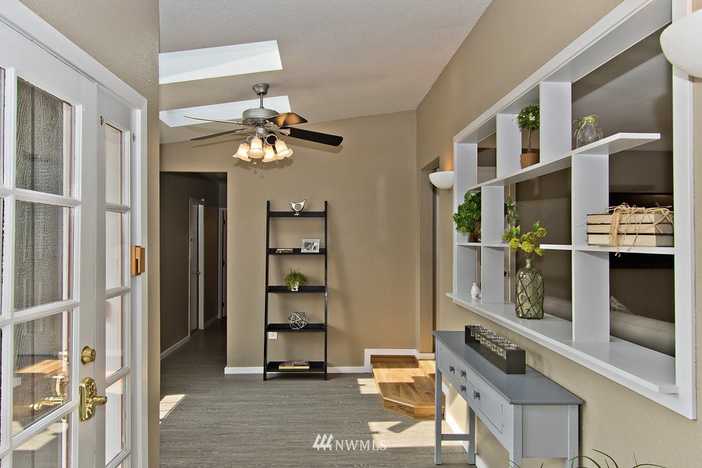 13912 Southeast 200th Street Renton, WA 98058 - Photo 10 of 24 Gallery Image 10