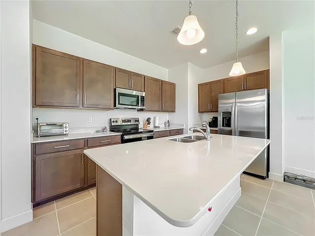 $399,000 | 1393 Captiva Cove, Unit 21, Sanford, FL 32771