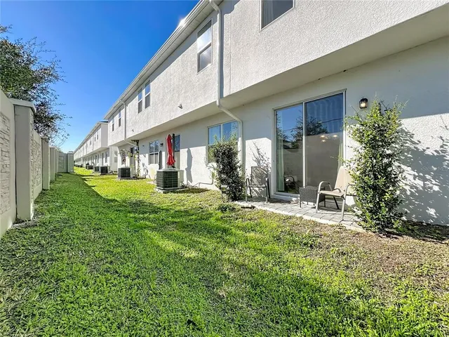 $399,000 | 1393 Captiva Cove, Unit 21, Sanford, FL 32771