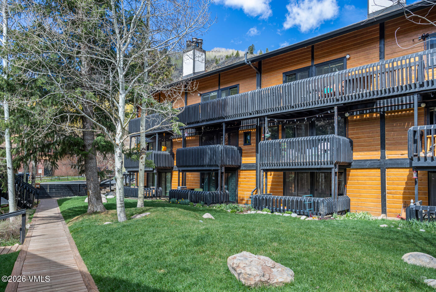 2958 South Frontage Road West, Unit C3 Vail, CO 81657 - Photo 2 of 25 Interlochen C3 MLS-22