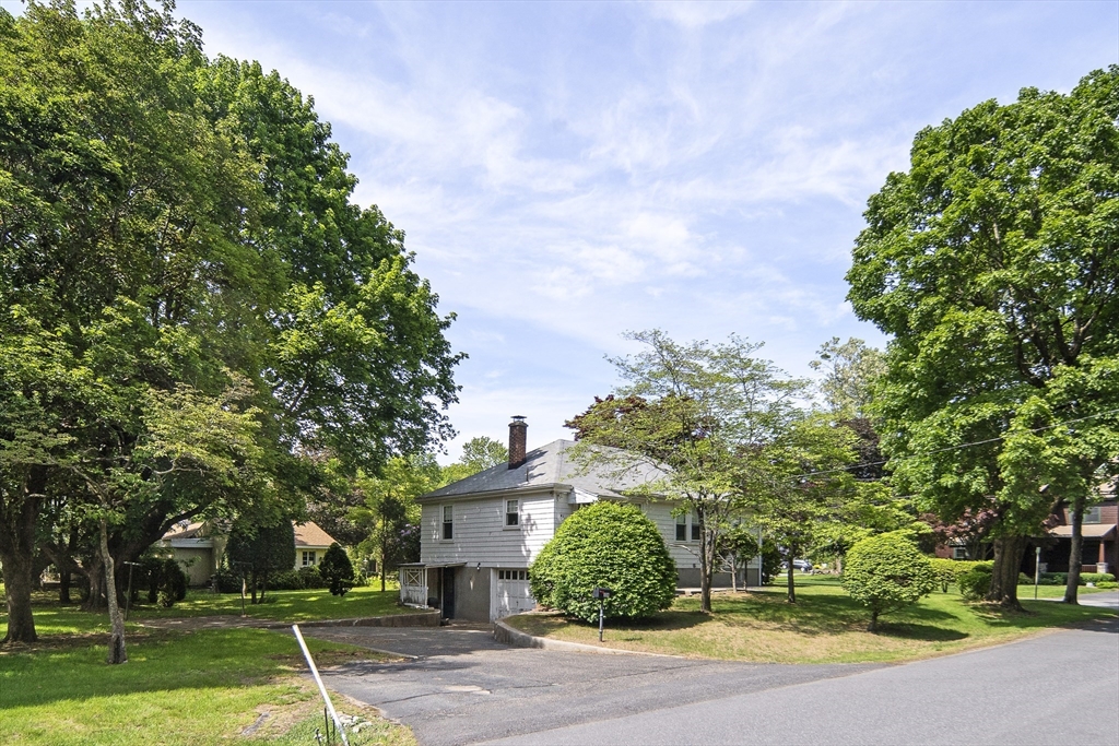 104 Reed Street Lexington, MA 02421 - Photo 4 of 14