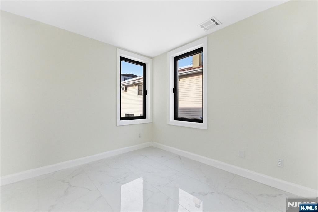 703 3rd Street Secaucus, NJ 07094 - Photo 14 of 49
