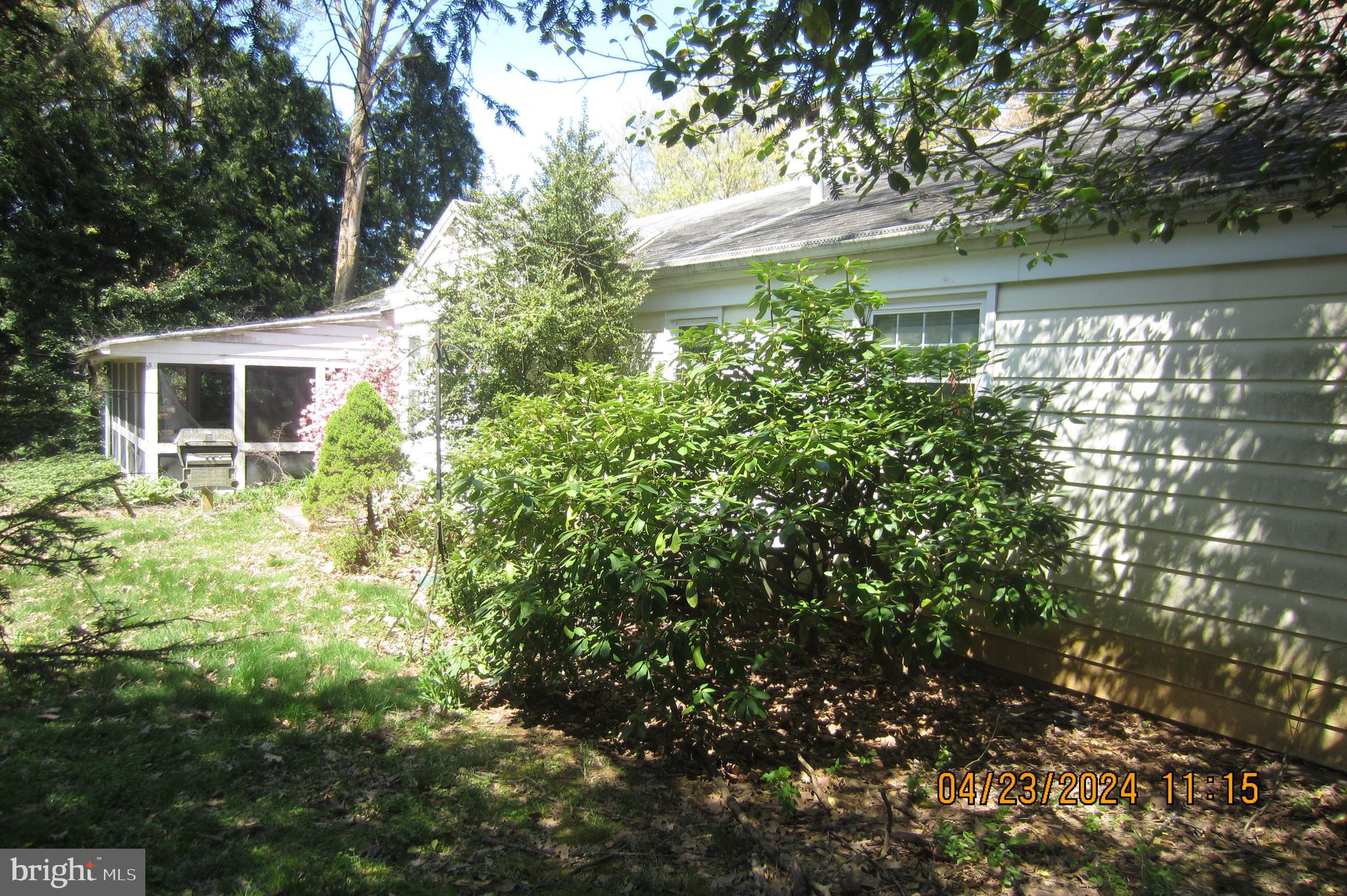 18 Oriole Road Wyomissing, PA 19610 - Photo 13 of 40