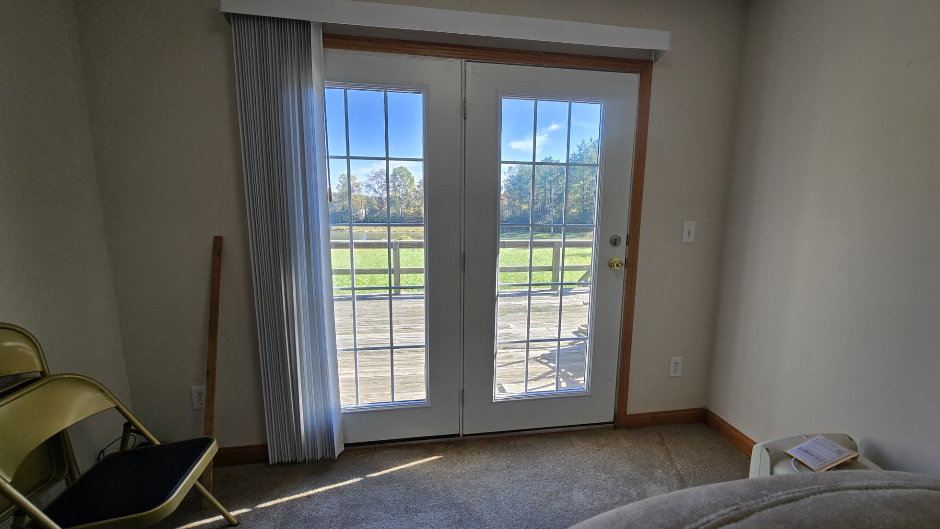 1240 Hummingbird Road Buncombe, IL 62912 - Photo 39 of 51 a view of an empty room and window
