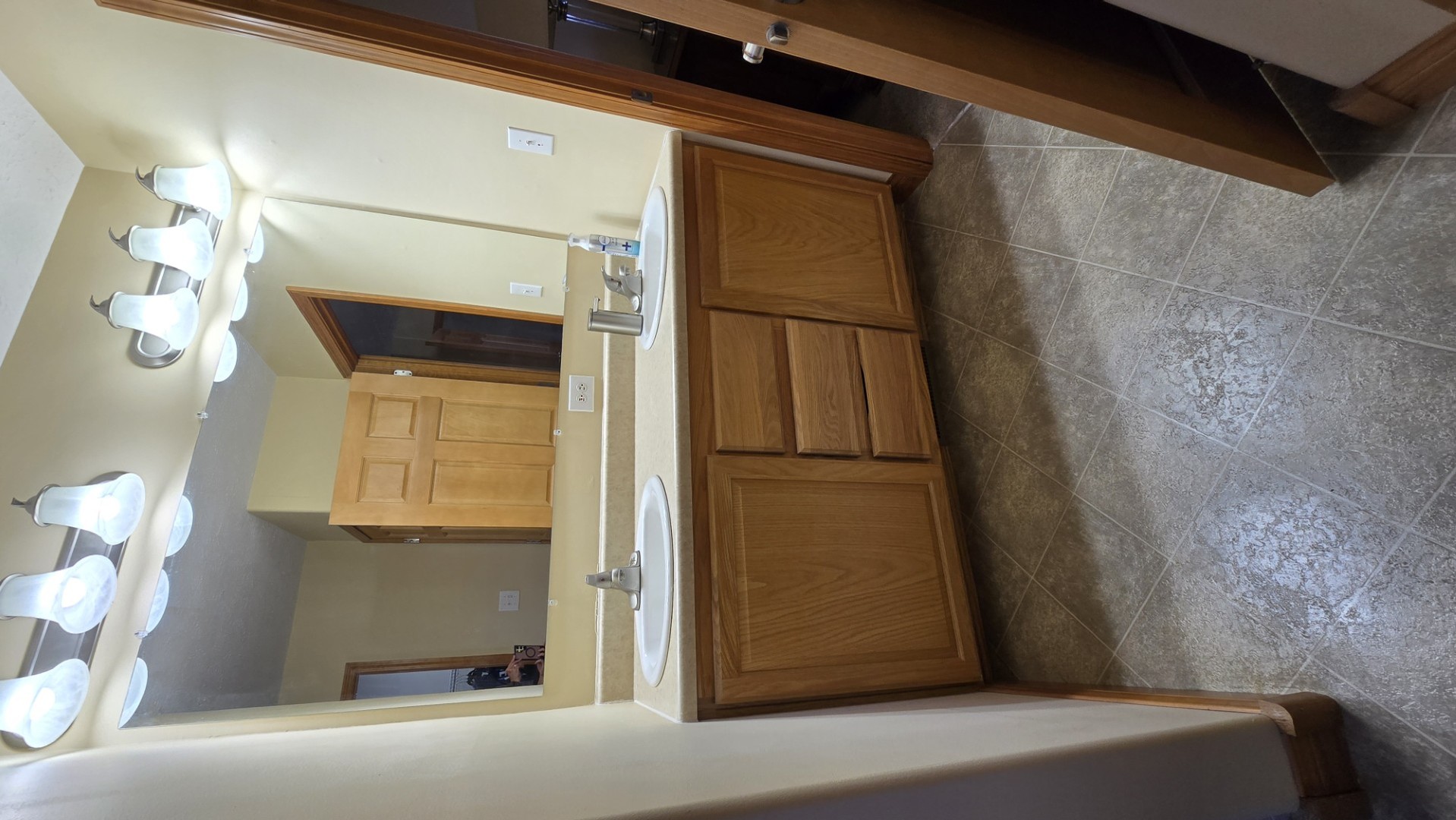 1240 Hummingbird Road Buncombe, IL 62912 - Photo 42 of 51 a view of entryway