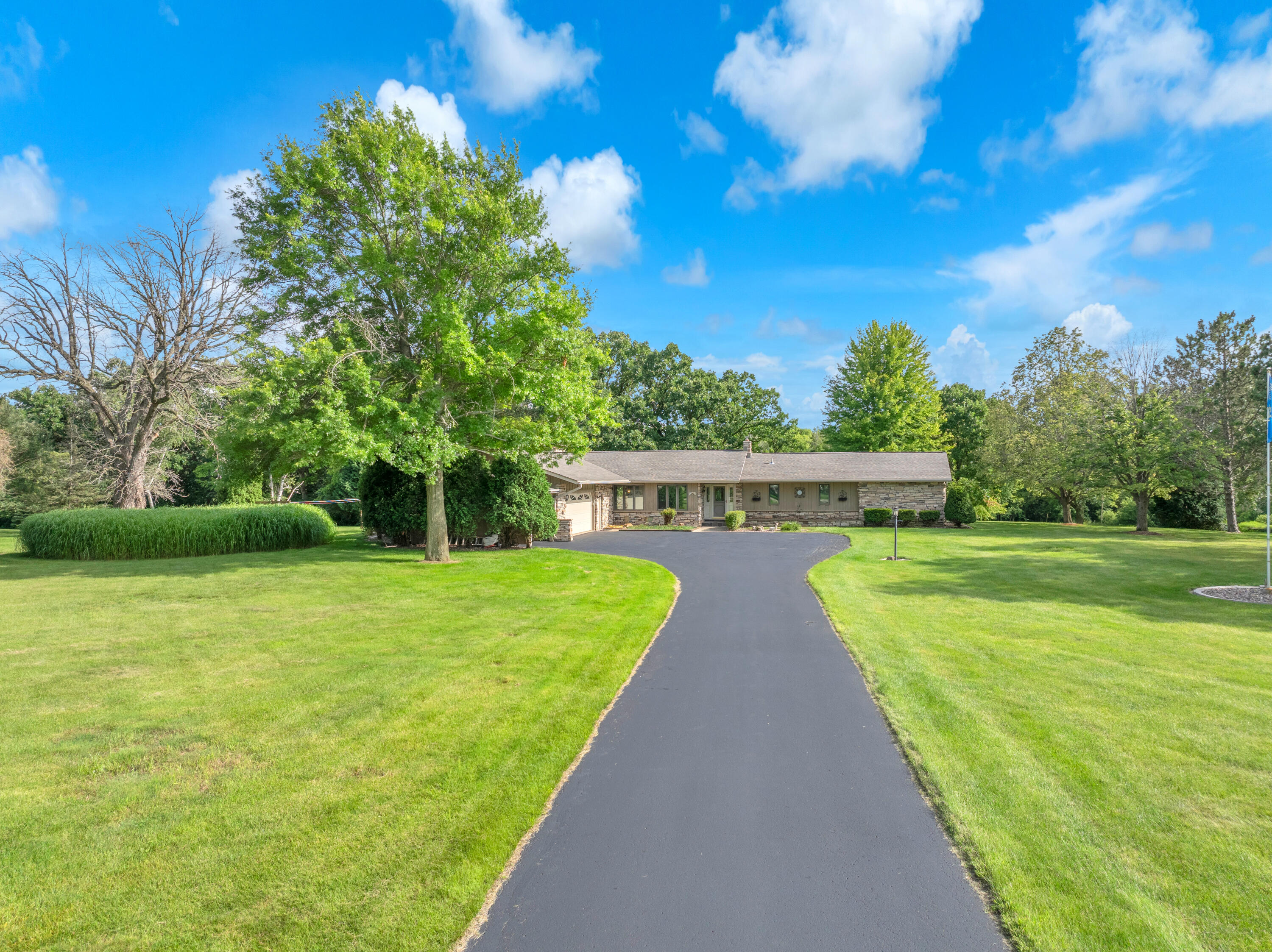 W4978 Valley Creek Road Fond du Lac, WI 54937 - Photo 53 of 60 Front Aerial 1