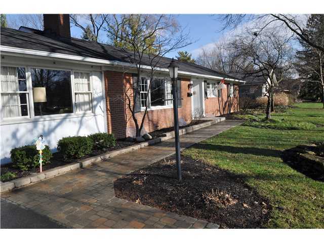 1400 Kingsgate Road Upper Arlington, OH 43221 - Photo 2 of 25