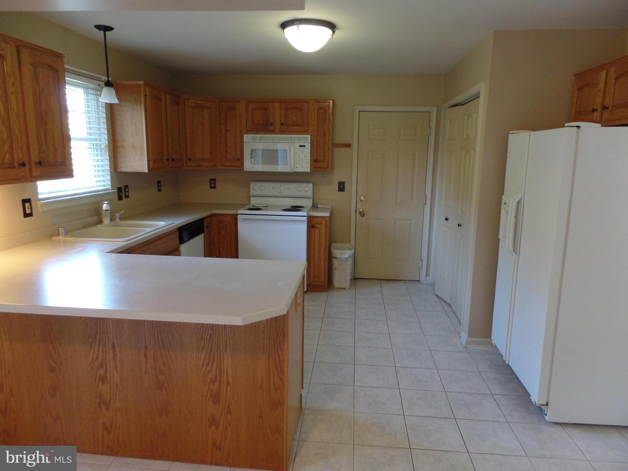 2990 Wheatfield Road Finksburg, MD 21048 - Photo 5 of 15 Kitchen