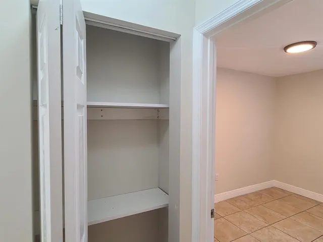 $2,750 | 1977 Northwest 5th Place, Unit 408, Miami, FL 33136