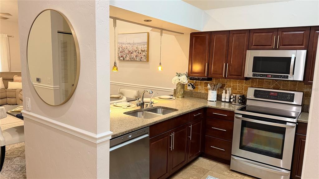 4700 Southwest Archer Road, Unit 26 Gainesville, FL 32608 - Photo 14 of 15 Gallery Image 14