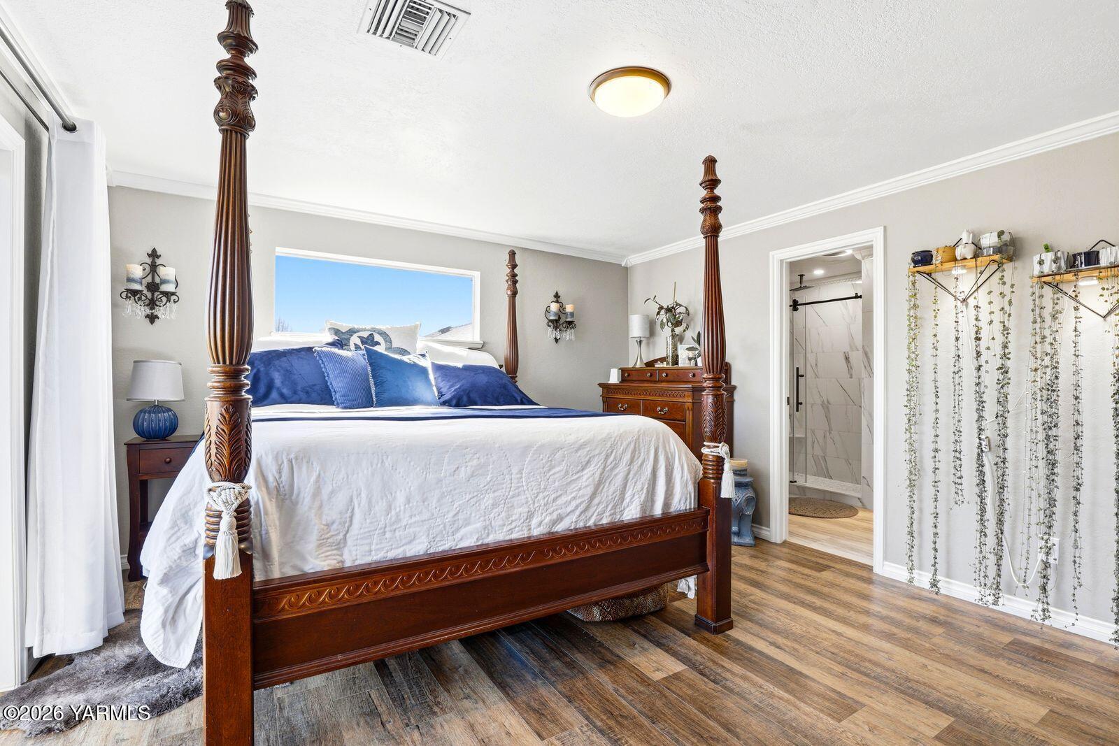 12309 Douglas Road Yakima, WA 98908 - Photo 17 of 58 17- Primary Suite