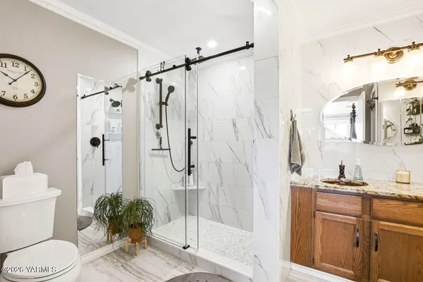 $707,000 | 12309 Douglas Road, Yakima, WA 98908