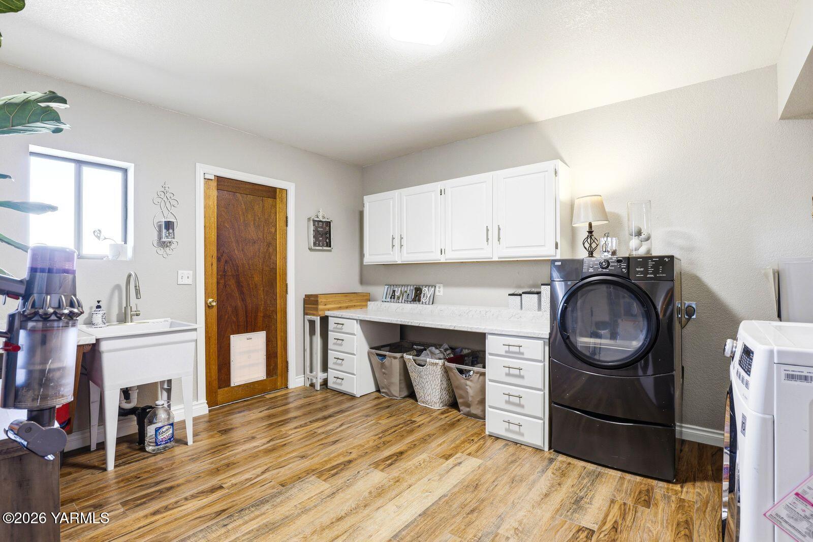 12309 Douglas Road Yakima, WA 98908 - Photo 34 of 58 34- Laundry Room