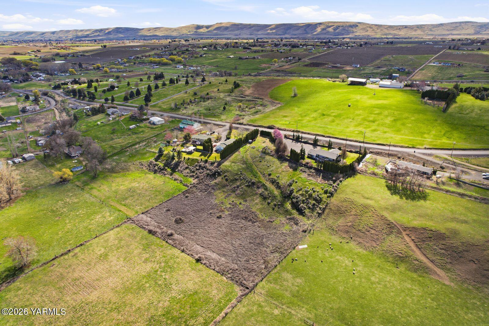 12309 Douglas Road Yakima, WA 98908 - Photo 50 of 58 56- Drone