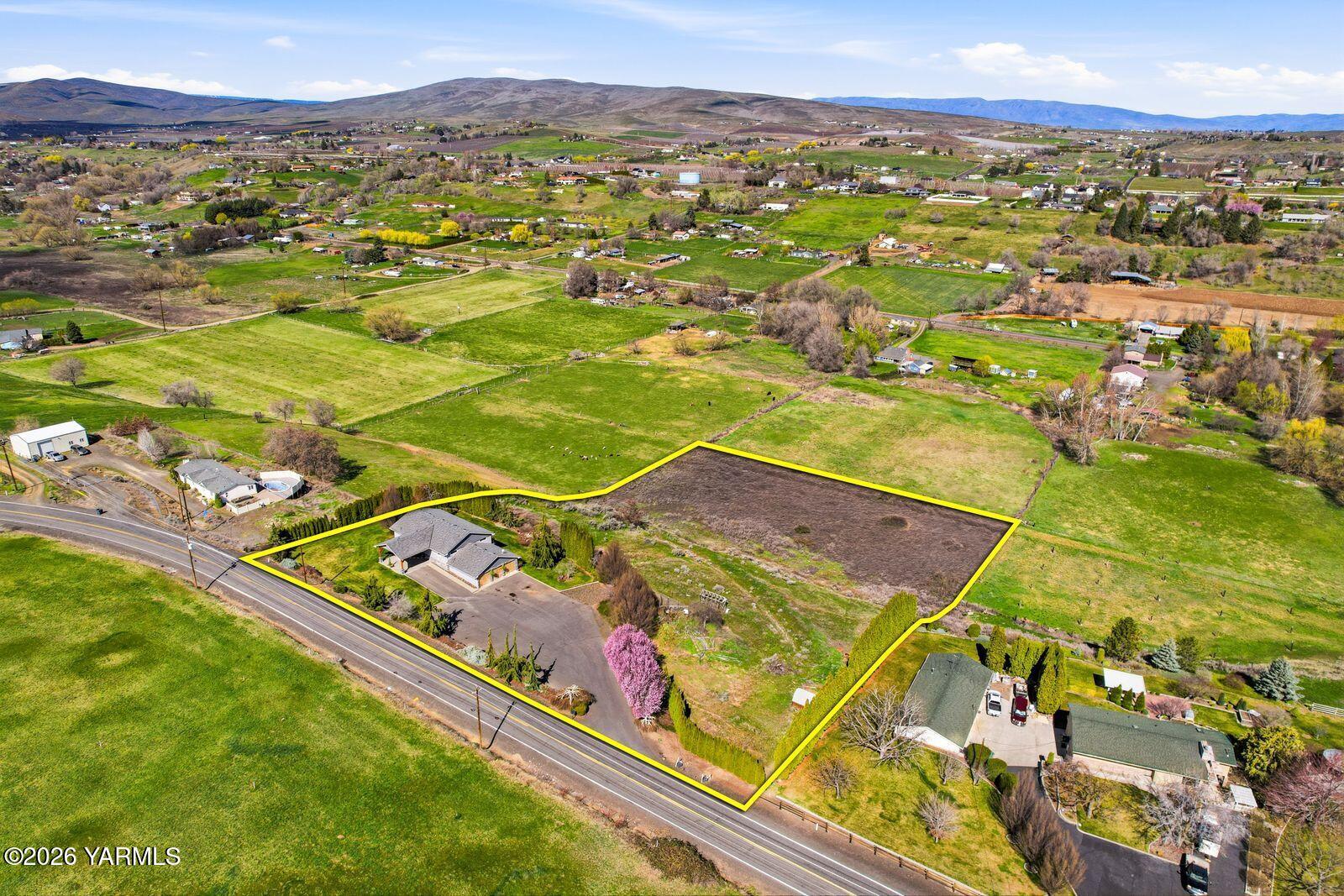 12309 Douglas Road Yakima, WA 98908 - Photo 53 of 58 50- Property Line Drone